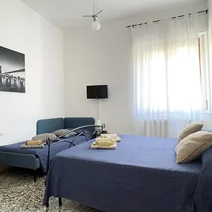 accogliente-casa-livorno.it-tuscanyhotel.com/