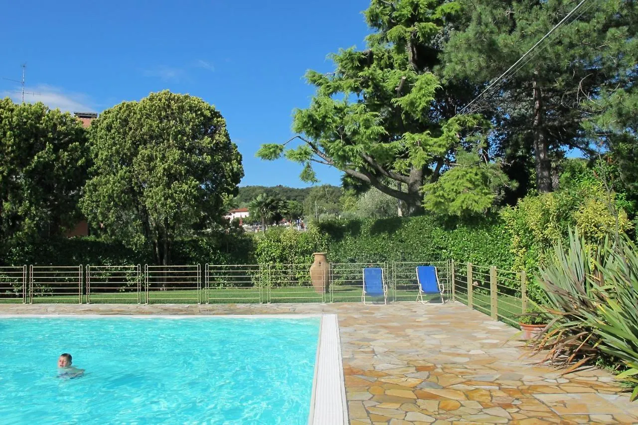 Aparthotel Residence Oasi Manerba del Garda