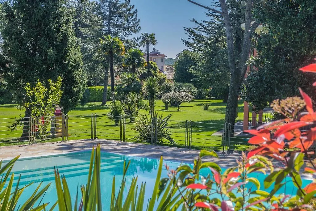 Residence Oasi Manerba del Garda