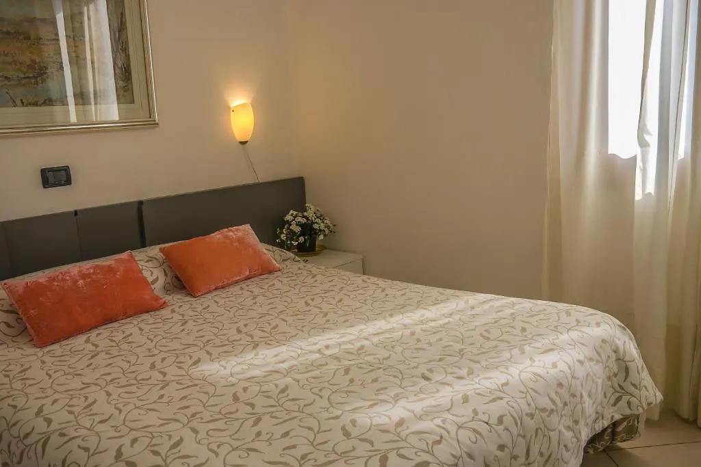 Residence Oasi Manerba del Garda Italia